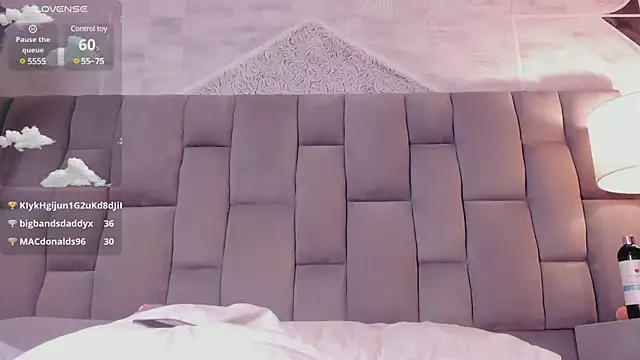 Snapshot of Rianamanson chatting on 02-10-25, 04:30 Rianamanson online show from 02-10-25, 04:30