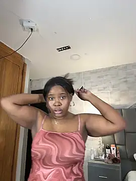 Snapshot of Rianamanson chatting on 02-15-25, 05:19 Rianamanson online show from 02-15-25, 05:19