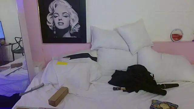 Sweetcristin online show from 05-02-26, 12:37