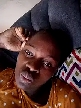 Snapshot of _cutemelania chatting on 12-29-24, 01:06 cutemelania online show from 12-29-24, 01:06