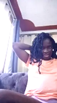 Snapshot of _cutemelania chatting on 02-02-25, 02:34 cutemelania online show from 02-02-25, 02:34