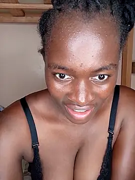 Snapshot of _cutemelania chatting on 03-17-25, 11:42 cutemelania online show from 03-17-25, 11:42