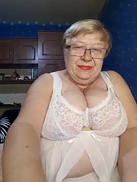 Lena Gaby online show from 10-23-25, 03:17