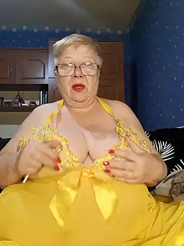 Lena Gaby online show from 10-24-25, 04:42