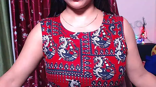 Naiaa-mylove online show from 04-17-26, 05:54