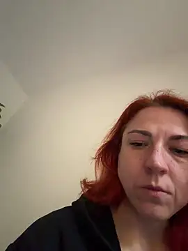 Snapshot of Nikky_Divine chatting on 03-01-26, 06:37 Nikky Divine online show from 03-01-26, 06:37