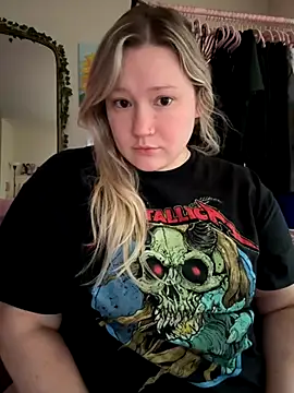 PiggyRose online show from 10-06-25, 10:29