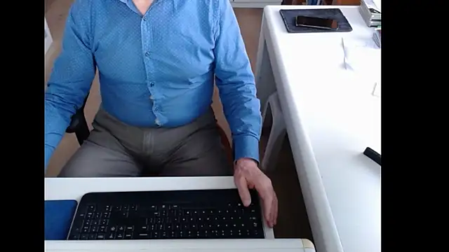 dutchpornking online show from 01-17-26, 08:19