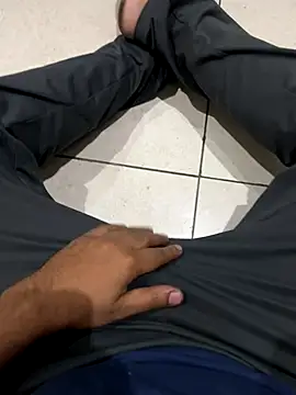 luciferdxm5 online show from 11-10-25, 06:12