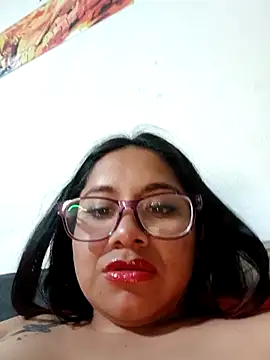 Snapshot of PokeGirld chatting on 02-16-25, 06:32 PokeGirld online show from 02-16-25, 06:32