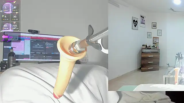 sofi velez online show from 10-21-25, 05:24