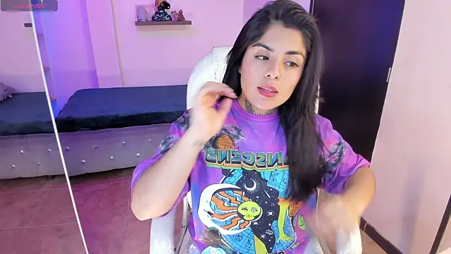 Snapshot of Catalinaa_martinez chatting on 01-26-25, 08:13 Catalinaa martinez online show from 01-26-25, 08:13