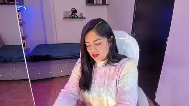 Snapshot of Catalinaa_martinez chatting on 01-29-25, 04:15 Catalinaa martinez online show from 01-29-25, 04:15
