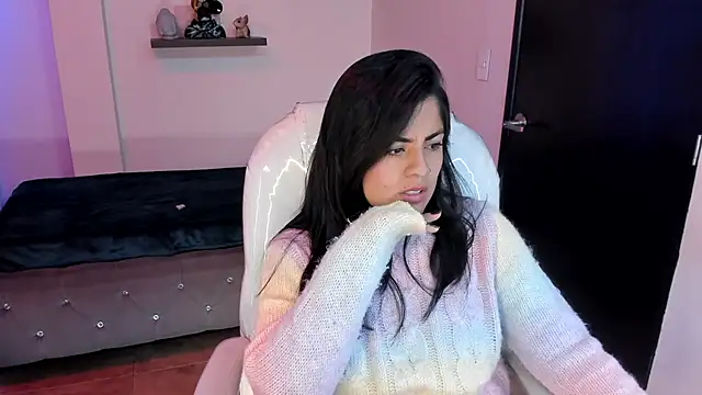 Snapshot of Catalinaa_martinez chatting on 02-26-25, 12:16 Catalinaa martinez online show from 02-26-25, 12:16