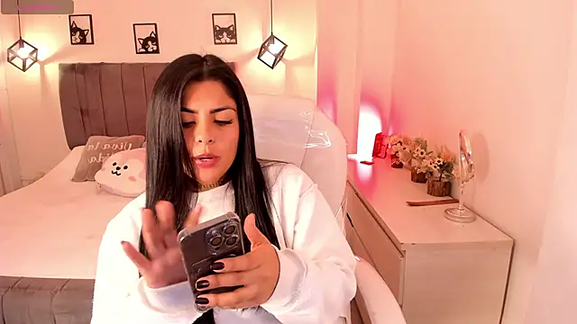 Snapshot of Catalinaa_martinez chatting on 09-12-25, 05:40 Catalinaa martinez online show from 09-12-25, 05:40