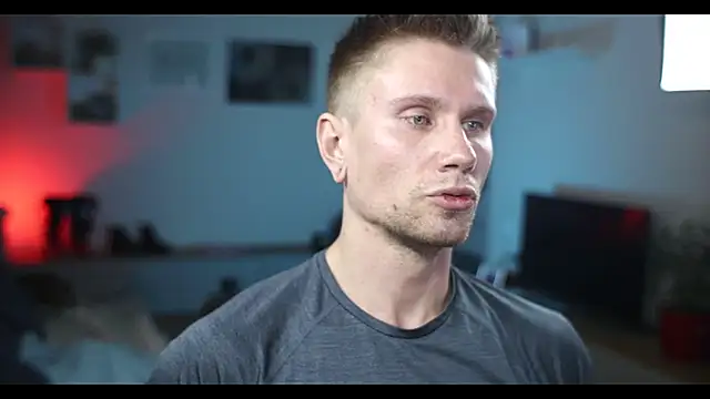 Snapshot of kevin-park chatting on 12-03-24, 04:28 kevin-park online show from 12-03-24, 04:28