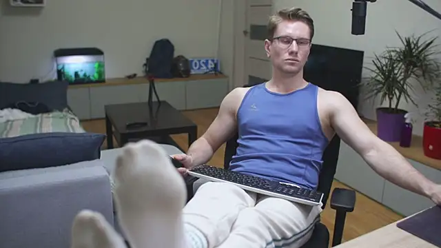 Snapshot of kevin-park chatting on 02-22-25, 03:25 kevin-park online show from 02-22-25, 03:25