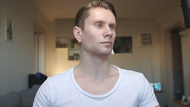 Snapshot of kevin-park chatting on 03-07-25, 01:29 kevin-park online show from 03-07-25, 01:29