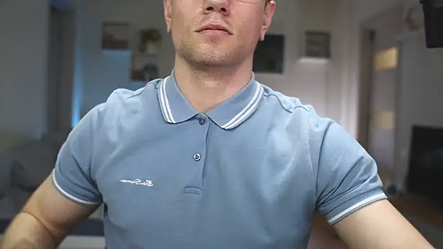 Snapshot of kevin-park chatting on 03-08-25, 03:02 kevin-park online show from 03-08-25, 03:02