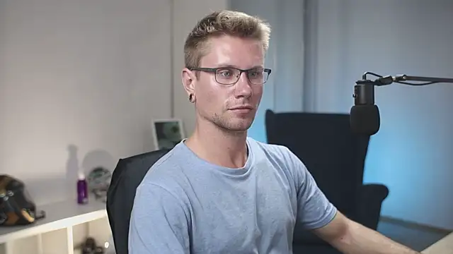 Snapshot of kevin-park chatting on 09-11-25, 03:12 kevin-park online show from 09-11-25, 03:12