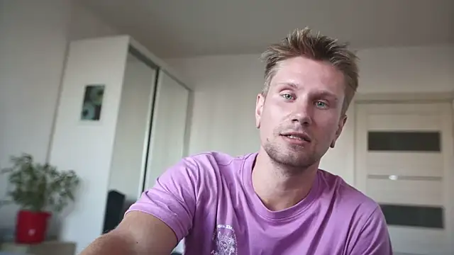 Snapshot of kevin-park chatting on 03-14-26, 02:11 kevin-park online show from 03-14-26, 02:11