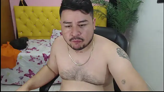 oso dirty  online show from 12-21-24, 05:40