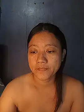 Snapshot of Urchanel chatting on 11-12-25, 10:30 Urchanel online show from 11-12-25, 10:30