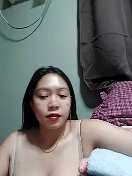 MissKitty31 online show from 04-24-26, 01:46