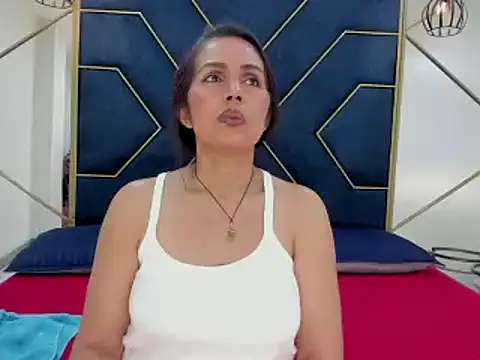 Snapshot of moxa_hot chatting on 03-01-25, 02:44 moxa hot online show from 03-01-25, 02:44