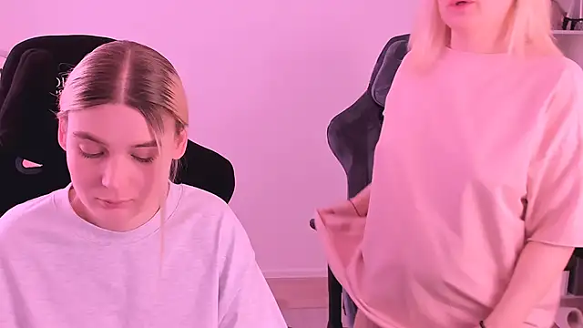 hotblonds online show from 01-04-25, 12:38