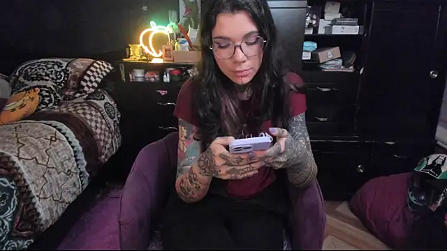 Snapshot of Lilmarieee chatting on 01-23-25, 12:57 Lilmarieee online show from 01-23-25, 12:57