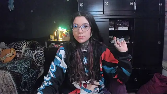 Snapshot of Lilmarieee chatting on 02-05-25, 11:06 Lilmarieee online show from 02-05-25, 11:06