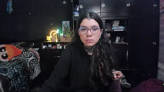 Snapshot of Lilmarieee chatting on 02-17-25, 10:58 Lilmarieee online show from 02-17-25, 10:58