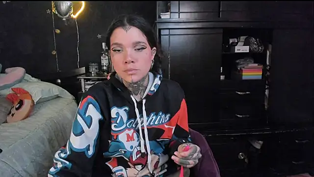 Snapshot of Lilmarieee chatting on 09-17-25, 08:54 Lilmarieee online show from 09-17-25, 08:54