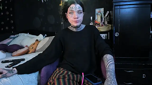 Lilmarieee online show from 11-27-25, 09:39