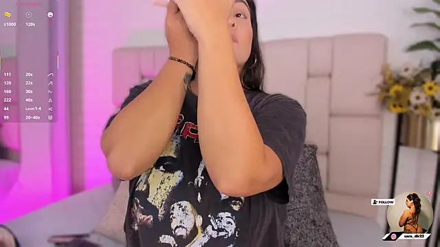 nataly clark  online show from 09-29-25, 08:24