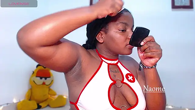 Snapshot of Nao_75 chatting on 02-20-26, 02:52 Nao 75 online show from 02-20-26, 02:52