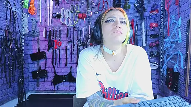 PANDORANEZZ online show from 11-15-25, 05:49