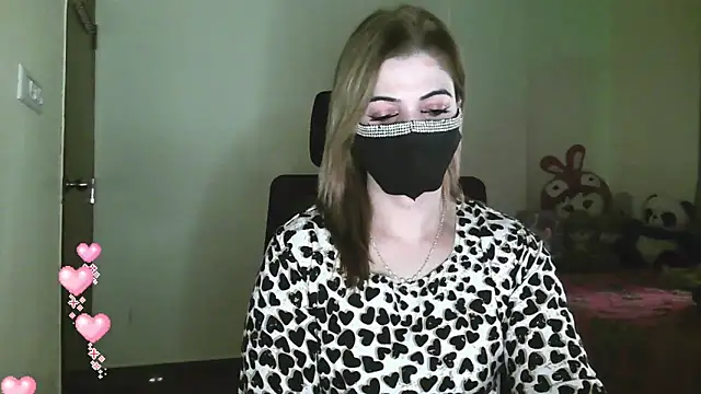 Snapshot of Cute_Sonii chatting on 12-23-25, 10:46 Cute Sonii online show from 12-23-25, 10:46