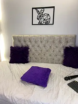 Snapshot of mariam_hill chatting on 02-15-25, 09:59 mariam hill online show from 02-15-25, 09:59