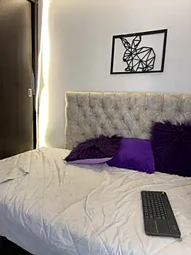 Snapshot of mariam_hill chatting on 02-19-25, 06:54 mariam hill online show from 02-19-25, 06:54