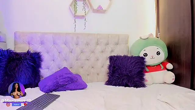 Snapshot of mariam_hill chatting on 03-14-25, 01:59 mariam hill online show from 03-14-25, 01:59