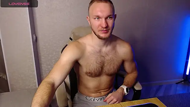 Snapshot of Toress1 chatting on 12-29-24, 05:44 Toress1 online show from 12-29-24, 05:44