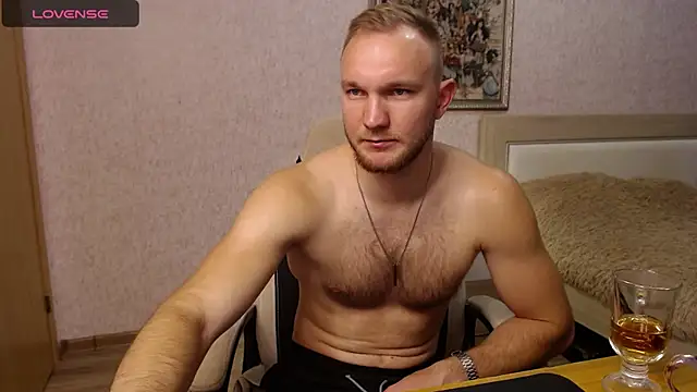 Snapshot of Toress1 chatting on 10-11-25, 01:20 Toress1 online show from 10-11-25, 01:20