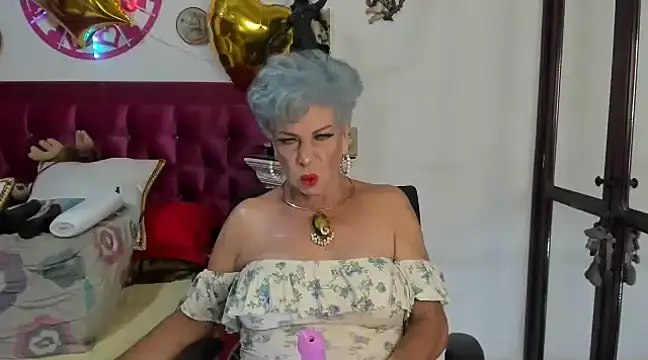 Snapshot of ArianaGoldd chatting on 01-05-25, 07:49 ArianaGoldd online show from 01-05-25, 07:49