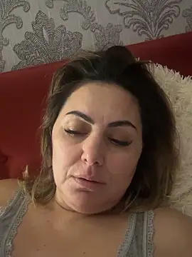 Emma roqueen online show from 12-16-24, 08:58