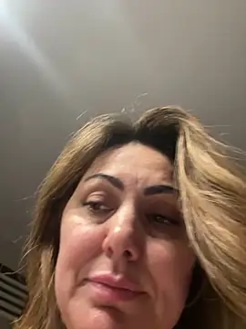 Snapshot of Emma_roqueen chatting on 03-09-26, 10:47 Emma roqueen online show from 03-09-26, 10:47