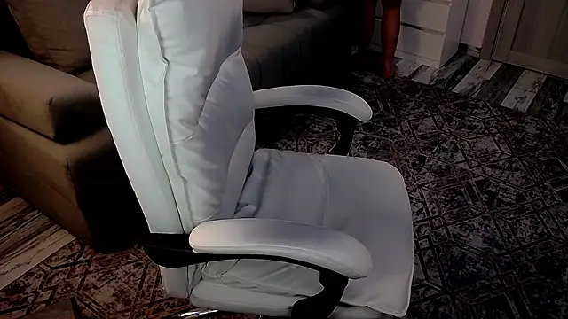 EvaRelusionJ online show from 01-10-25, 05:47