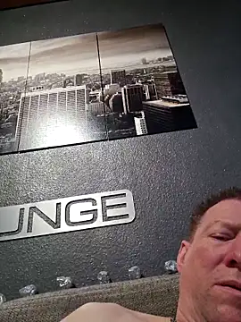 tomtom111111 online show from 02-19-26, 01:40