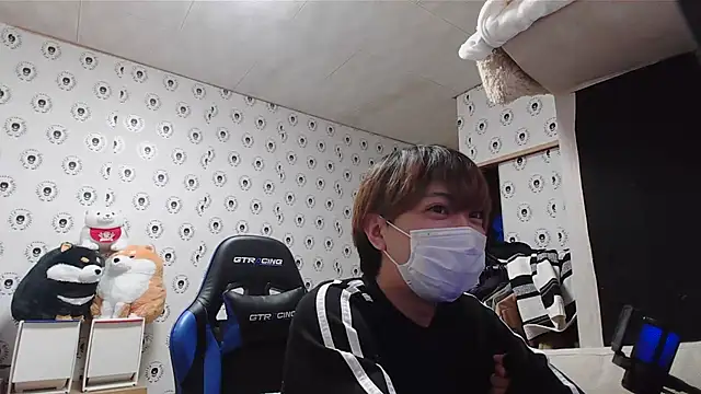 Snapshot of pychan chatting on 02-20-25, 02:51 pychan online show from 02-20-25, 02:51